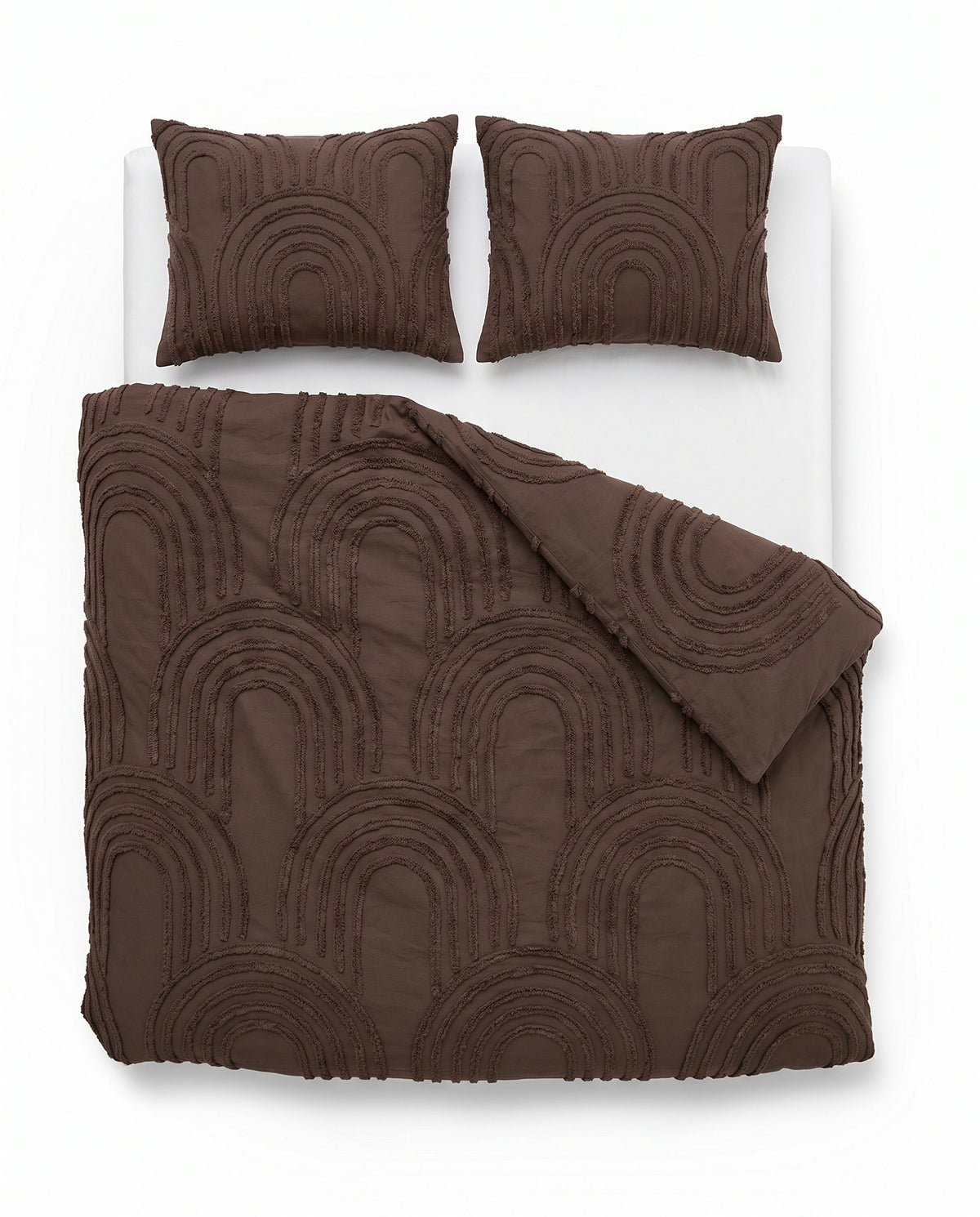 Tufted Curve dekbed Bruin van bovenaf op bed